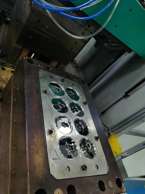 Flüssigsilikon-Spritzguss LSR-Kunststoff CNC EDM mit mehreren Hohlräumen
